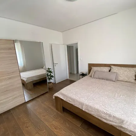 Apartman Jozephine Póla