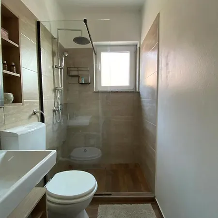 Jozephine Apartmán *