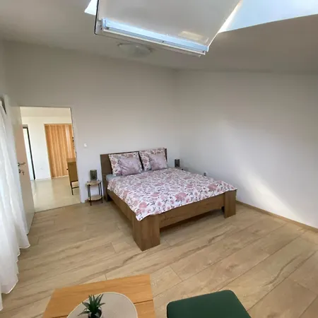 Jozephine Apartamento