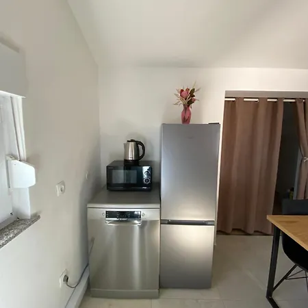 Jozephine * פולה