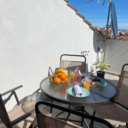 Jozephine * פולה