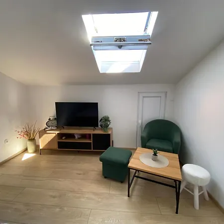 Jozephine Apartamento *